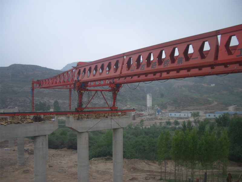 Beam Launcher for highway girder erecting